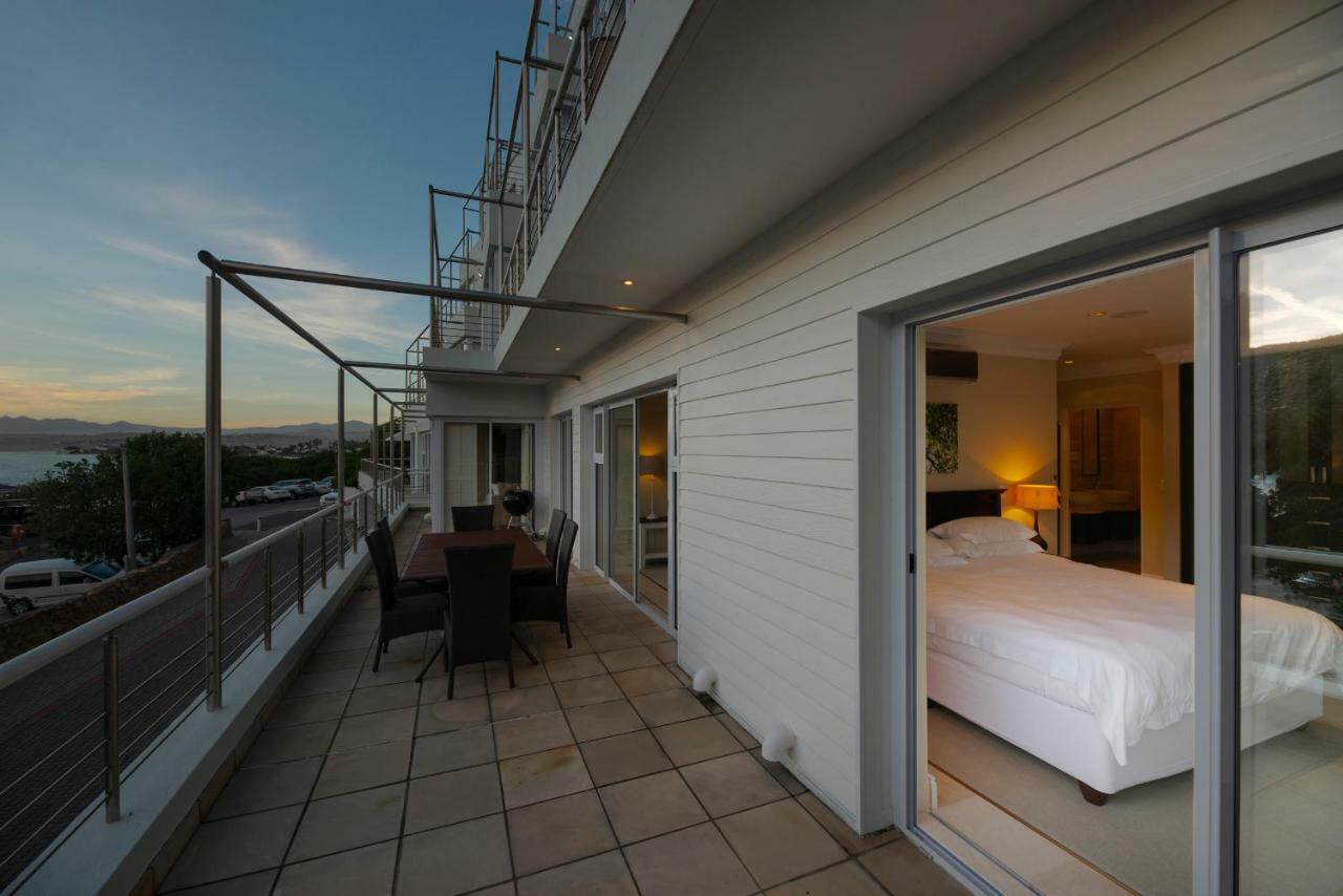 Beacon House Villa Книсна Екстериор снимка